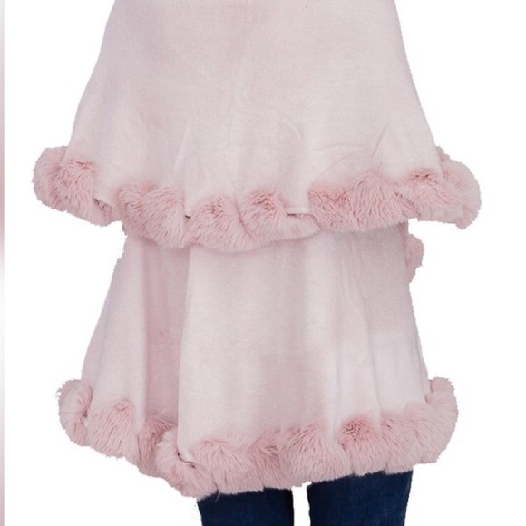 Great Gift Valentine Pink Luxurious Faux Fur Coat - Picture 3 of 11